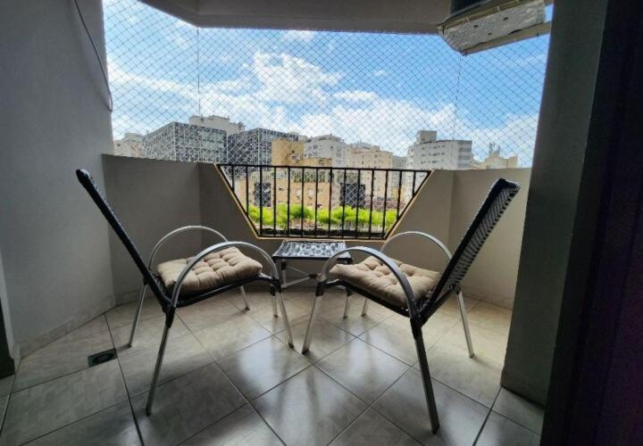 Flat No Hotel Cosmopolitan Com Estacionamento Gratis E Piscina Santos  Luaran gambar