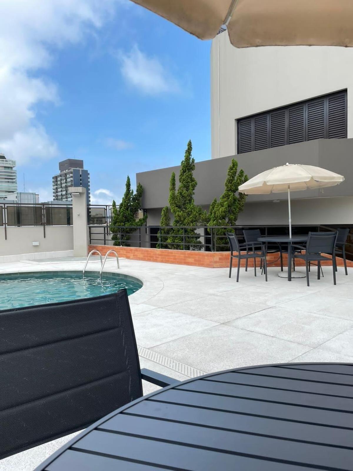 Flat No Hotel Cosmopolitan Com Estacionamento Gratis E Piscina Santos  Luaran gambar